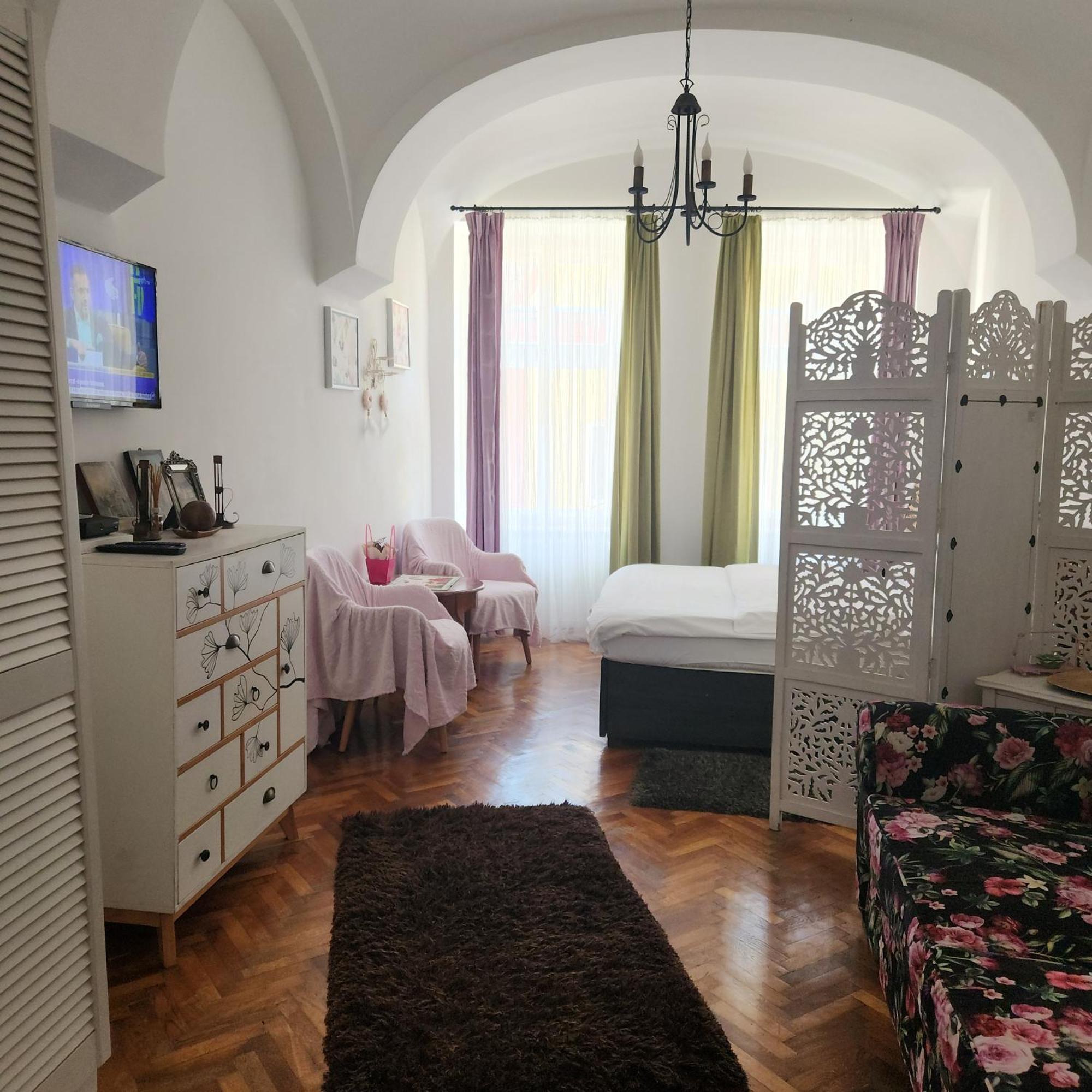 Christa Central 1 Сибиу Экстерьер фото