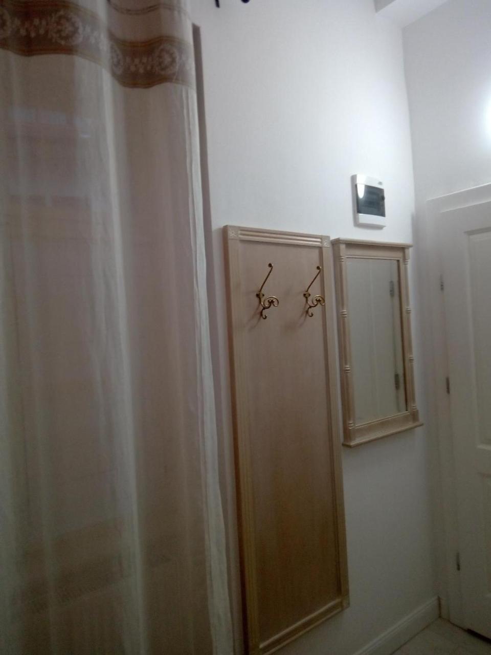 Christa Central 1 Сибиу Экстерьер фото